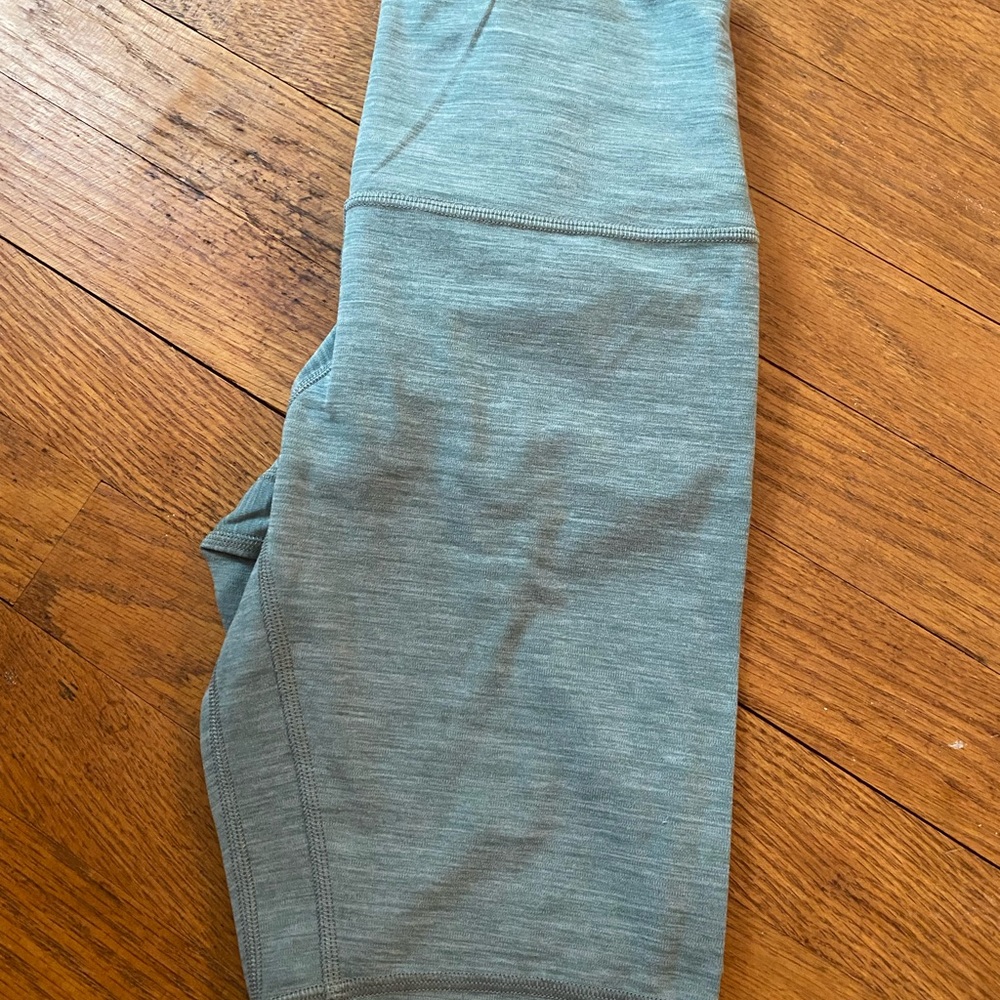 Lululemon bike shorts
